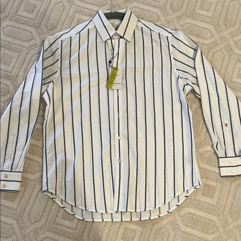 NWT Mens Robert graham button down shirt